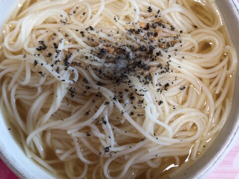 めんつゆに飽きたら中華風そうめん